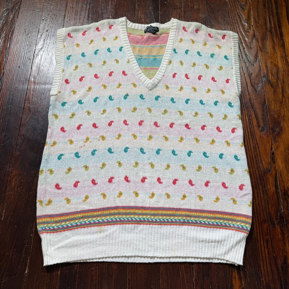 Vintage 90s Sweater Vest Womens L White Pastel Paisley Knit Generra Hong Kong